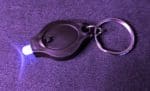 Llavero de luz ultravioleta
