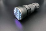 Linterna de luz ultravioleta con 21 leds UV - Imagen 2