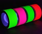 Cinta adhesiva fluorescente y reactiva a luz UV - Imagen 2