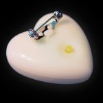 Pins luminosos corazón 3D con Leds RGB - Pack de 3 u. - Imagen 4