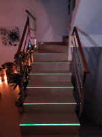 Cinta adhesiva fosforescente o fotoluminiscente - 10 m - Imagen 2